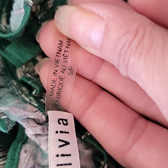 Alice + Olivia Size SP Layla Green Floral Tiered Ruffle Dress, Gently Used Cond. - Picture 16 of 16